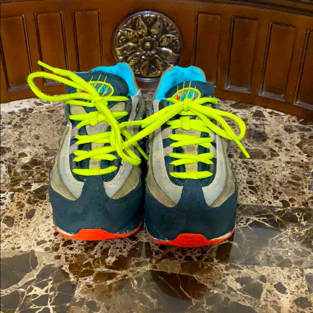 Kids Dinosaur Air Max Size 13C